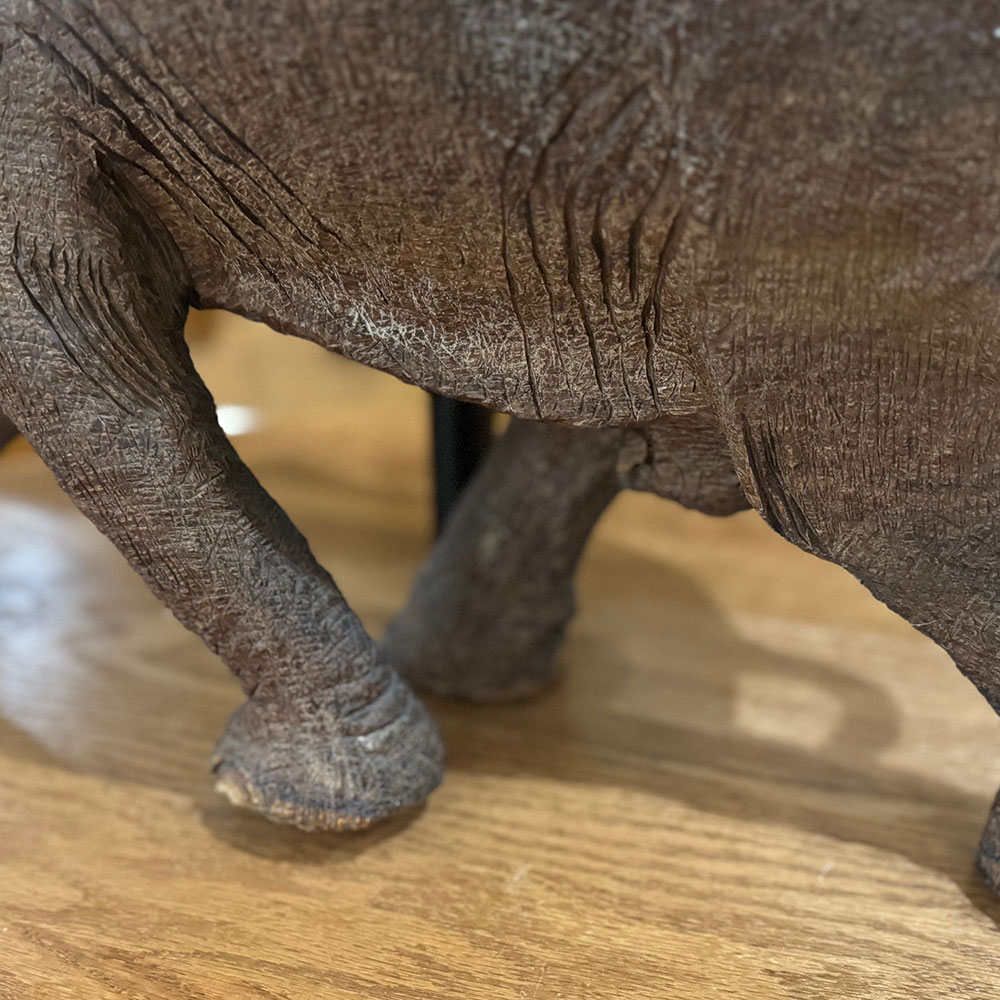 small wood elephant sculpture