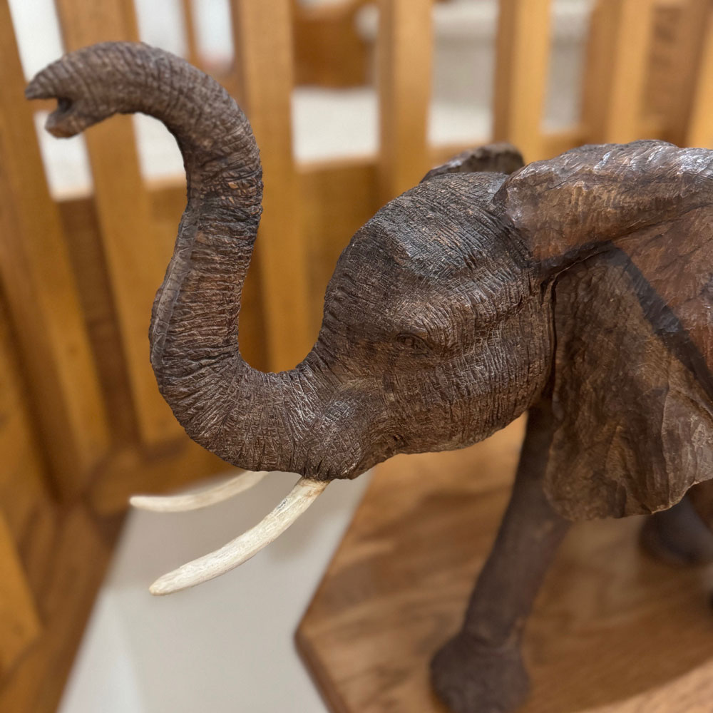 small wood elephant sculpture