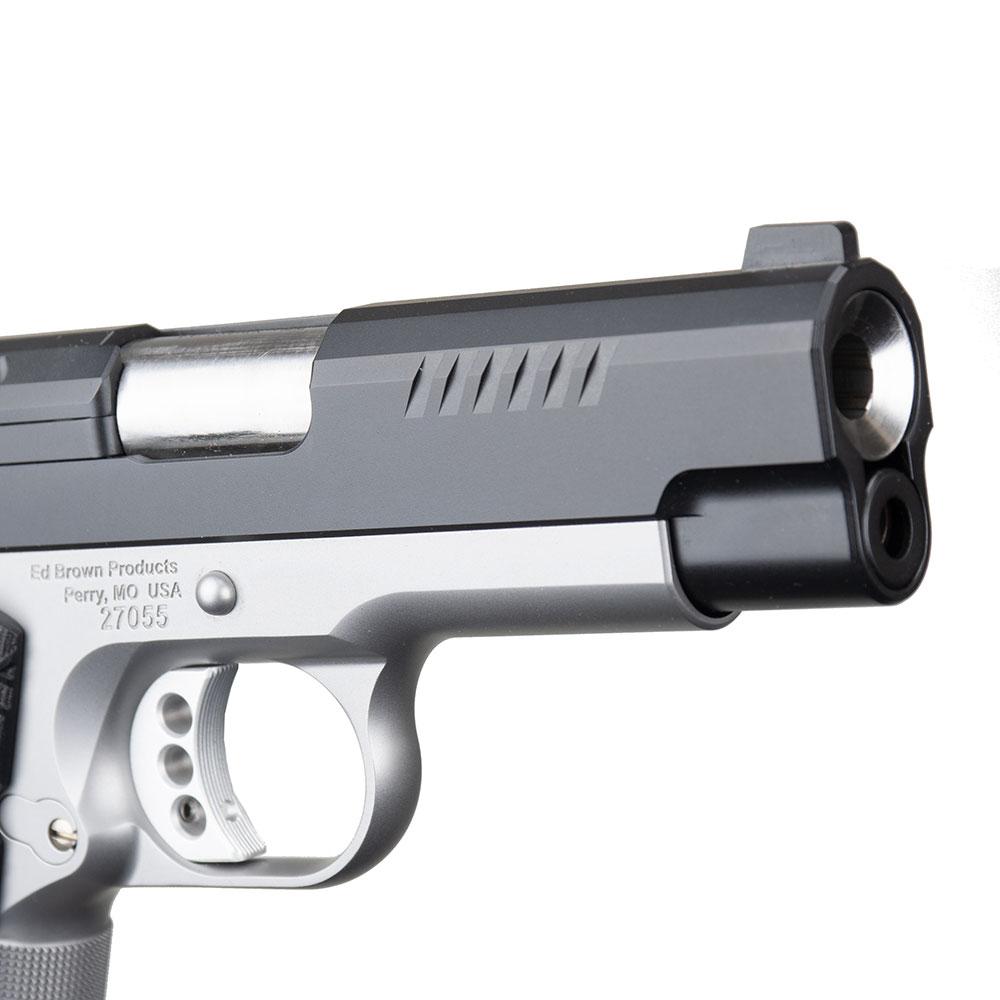 EVO-E9 front slide serrations